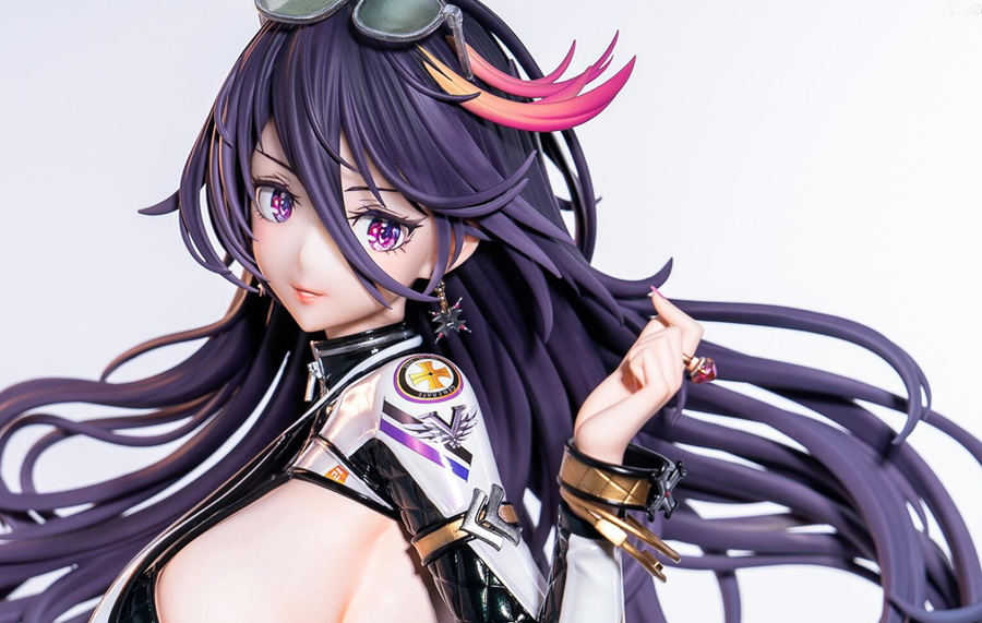 Destiny Child - Racing Zephyros 1/4 Scale Statue