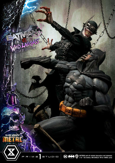 Batman versus Batman Who Laughs (Deluxe Bonus Version) 1/4 Scale Statue