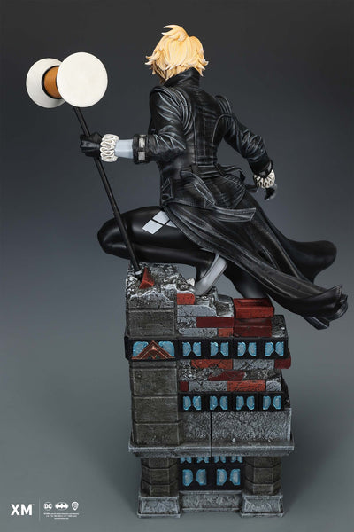 Batman White Knight - Harley Quinn (Stealth) 1/4 Scale Statue
