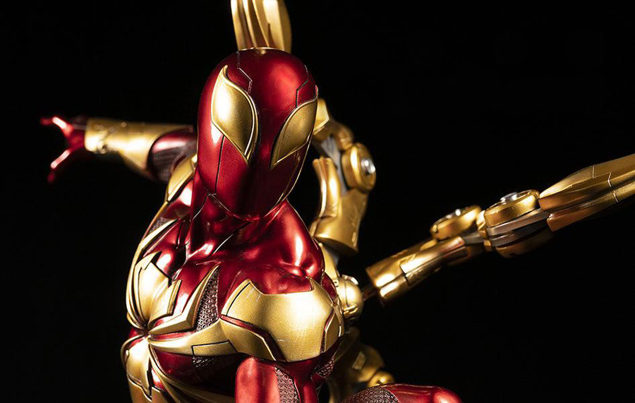 Iron Spider-Man 1/4 Scale Statue Marvel