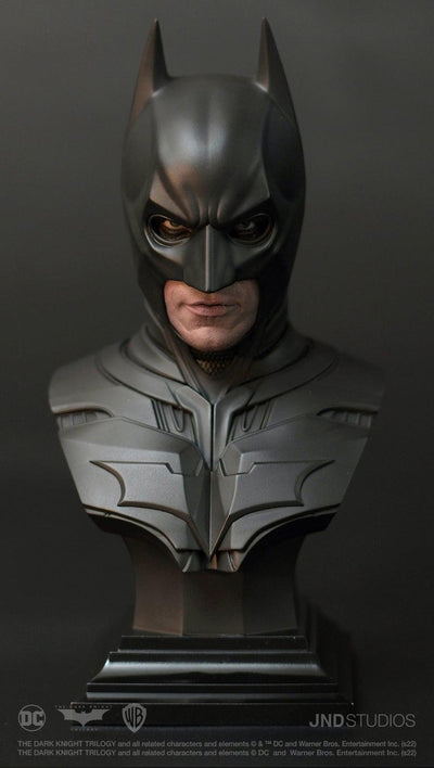 The Dark Knight - Batman 1/3 Scale Hyperreal Statue