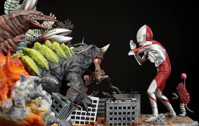 Ultraman vs Kaiju Diorama
