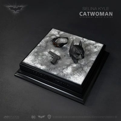 Catwoman Selina Kyle 1/3 Hyperreal Statue