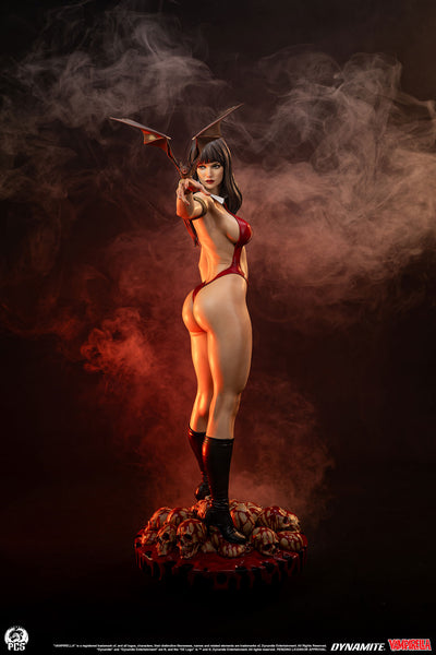 Vampirella 1/2 Scale Statue