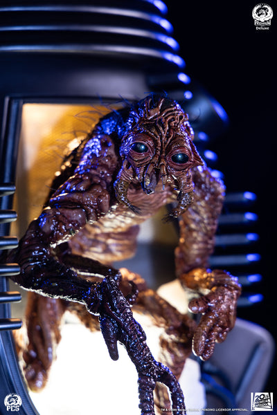 The Fly (Deluxe) 1/4 Scale Statue