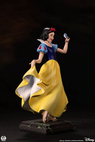Snow White (Regular) 1/5 Scale Statue