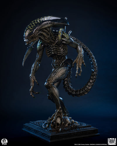Alien vs. Predator - Grid Alien 1/2 Scale Statue