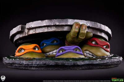 TMNT Underground 1/1 Scale Diorama
