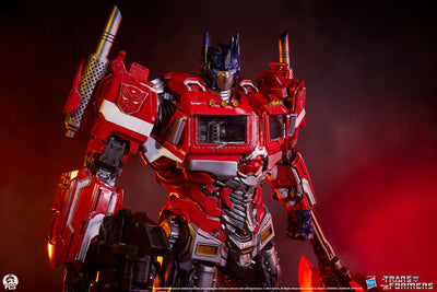 Optimus Prime (Deluxe Edition) Museum Scale Statue