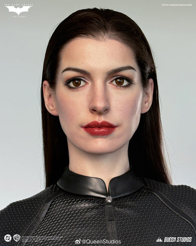 The Dark Knight Rises (2012) - Catwoman Life-Size Statue
