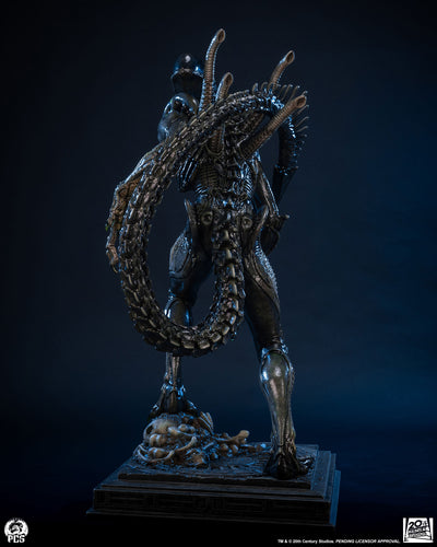 Alien vs. Predator - Grid Alien 1/2 Scale Statue