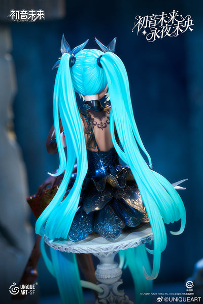 Hatsune Miku Eternal Night 1/6 Scale Figure