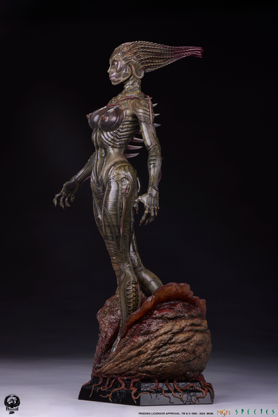 Species 1/3 Scale Statue