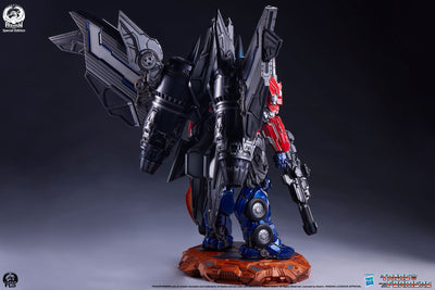 Optimus Prime (Jet Convoy Edition) Museum Scale Statue