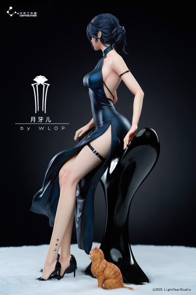 Cloud Worm Series - Crescent Moon (Super Deluxe Version) by WLOP 1/4 Scale Statue