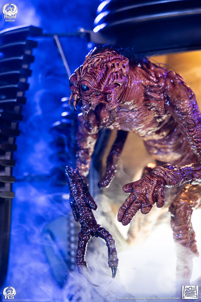 The Fly (Deluxe) 1/4 Scale Statue