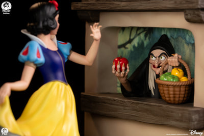 Snow White (Deluxe) 1/5 Scale Statue