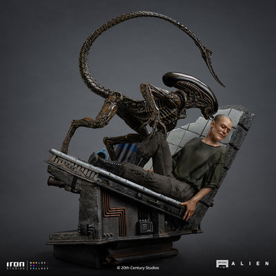 Alien 3 - Ellen Ripley & Dog Alien Art Scale 1/10