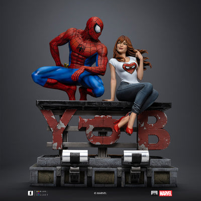 Spider-Man & Mary Jane 1/6 Scale Diorama