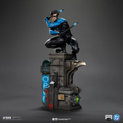 DC Comics Series #9 - Nightwing Art Scale 1/10