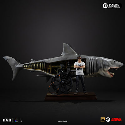 Jaws & Steven Spielberg Art Scale 1/10