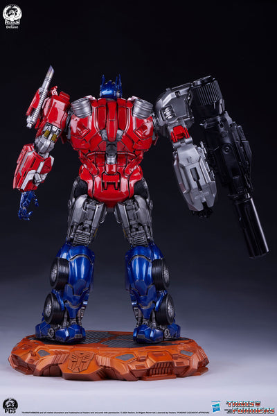 Optimus Prime (Deluxe Edition) Museum Scale Statue