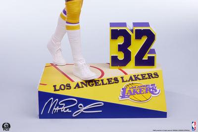 Magic Johnson 1/4 Scale Statue