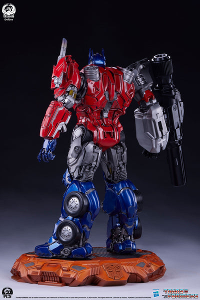 Optimus Prime (Deluxe Edition) Museum Scale Statue