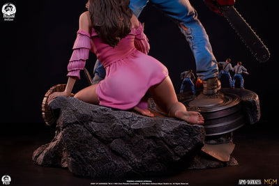 Army of Darkness - Ash (Deluxe) 1/4 Scale Statue