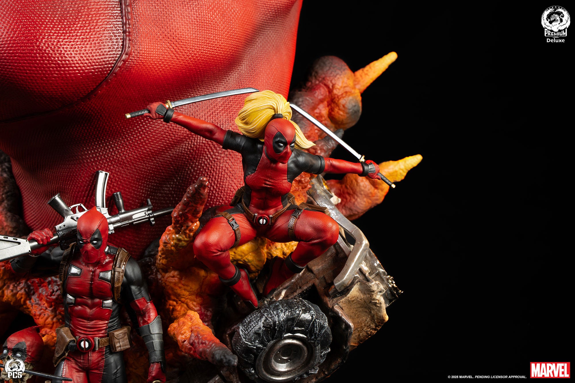 Deadpool Fine Art (Deluxe) Bust - Spec Fiction Shop
