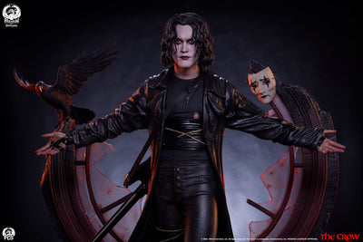 The Crow (Deluxe) 1/3 Scale Statue
