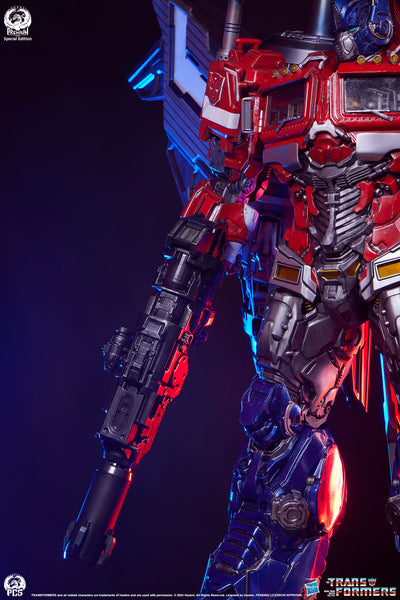 Optimus Prime (Jet Convoy Edition) Museum Scale Statue