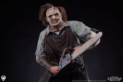 Texas Chainsaw Massacre - Leatherface (Regular) 1/4 Scale Statue