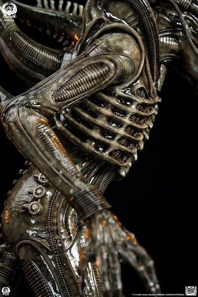 Alien (1979) - Big Chap Xenomorph (Deluxe) 1/2 Scale Statue