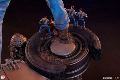 Army of Darkness - Ash (Regular) 1/4 Scale Statue