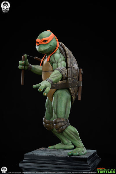 TMNT (1990) - Michelangelo (Deluxe) 1/2 Scale Statue