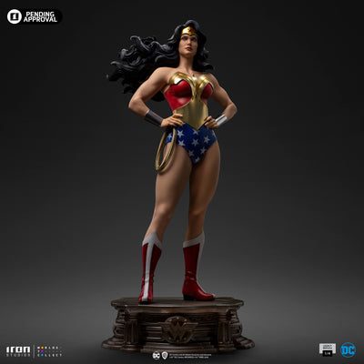 DC Trinity - Wonder Woman Legacy Replica 1/4