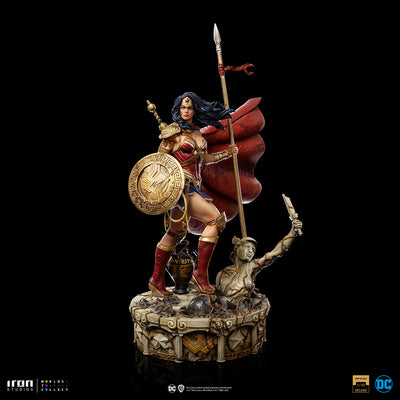 Wonder Woman Unleashed 1/10 Deluxe Art Scale