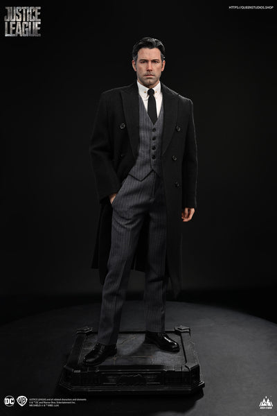 Justice League (2017) - Bruce Wayne 1/4 Scale Statue