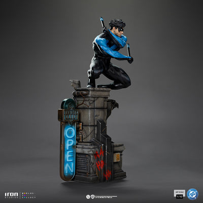 DC Comics Series #9 - Nightwing Art Scale 1/10