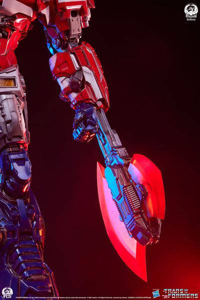 Optimus Prime (Deluxe Edition) Museum Scale Statue