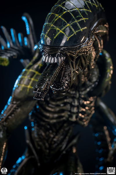 Alien vs. Predator - Grid Alien 1/2 Scale Statue