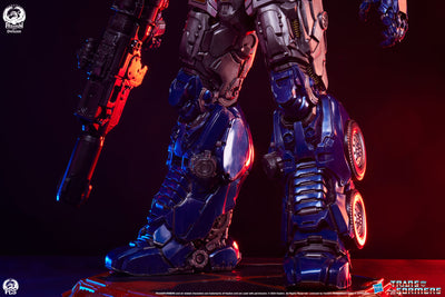 Optimus Prime (Deluxe Edition) Museum Scale Statue