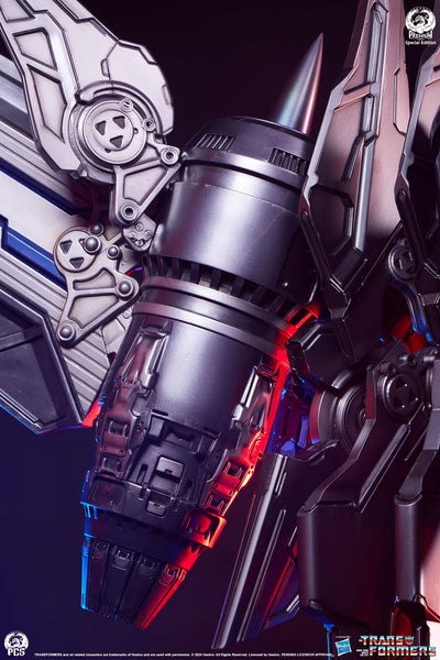 Optimus Prime (Jet Convoy Edition) Museum Scale Statue