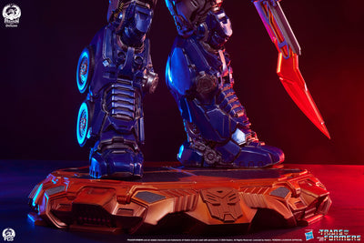 Optimus Prime (Deluxe Edition) Museum Scale Statue