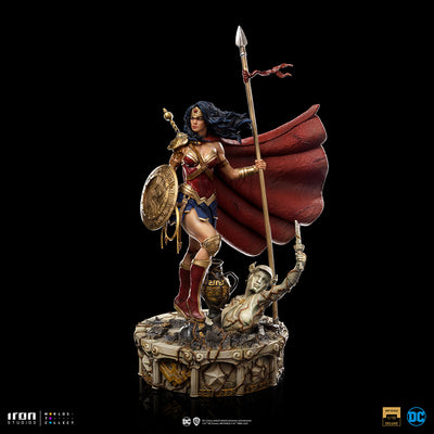 Wonder Woman Unleashed 1/10 Deluxe Art Scale