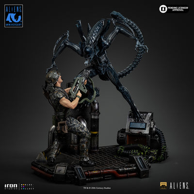 Aliens (1986) - Alien Xenomorph Warrior vs. Corporal Dwayne Hicks Deluxe Art Scale 1/10
