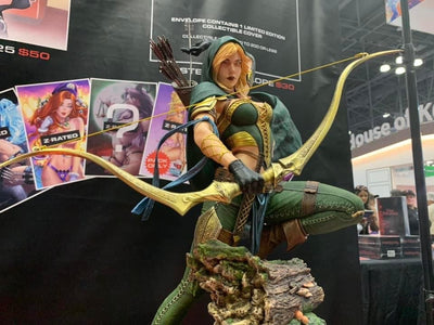 Robyn Hood Statue