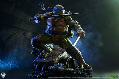 Leonardo (Regular) 1/3 Scale Statue