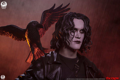 The Crow (Deluxe) 1/3 Scale Statue